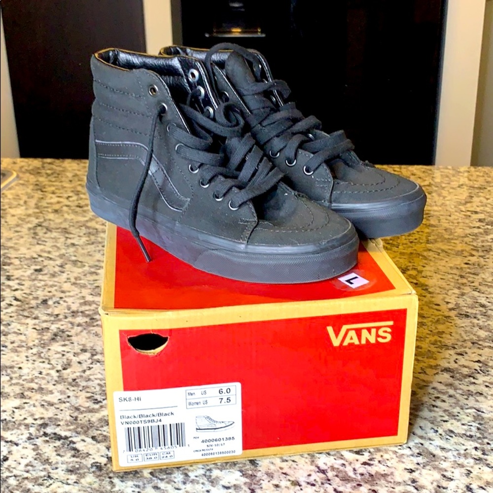 High top Black vans